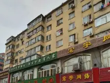 文体街两室,近东山夜市,近地铁口,近车站。