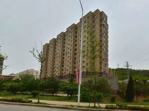 光伸绿洲半岛三期1室1厅1卫南朝向1350.00元/月出租