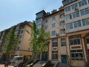 :此房南北通透3室户型,采光视野好,出行方便