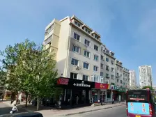 二楼 好楼层 近车站近市场 南北通透 交通便利 不临街.