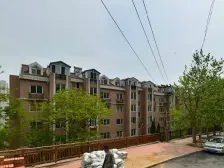 2000年封闭小区,中间楼层,近地铁,近公园,近医院