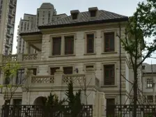 红星海联排别墅边户 实际使用450平 花园300平左右