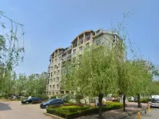 房子是*房,南北通厅品字户型,封闭小区 电梯入户