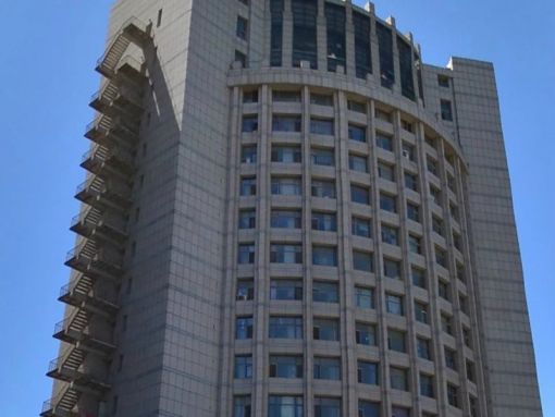 新财富大厦1室1厅1卫南朝向1000.00元/月出租