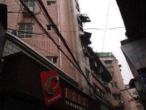 定王台公寓3室2厅南