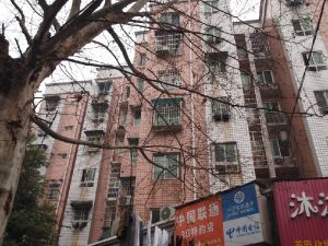 定王台公寓3室1厅南