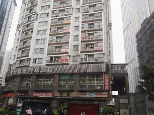 颐美会现代城2室2厅东北