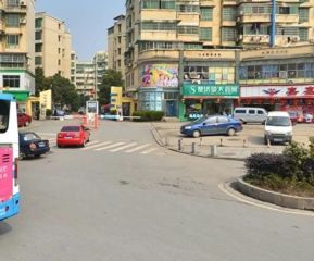 仁和家园1室1厅南北
