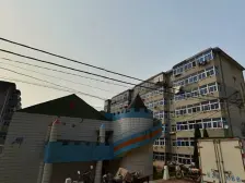 急急急众安街5楼房子 有点坡