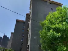 楼层低,适合各类人群, 近地铁车站