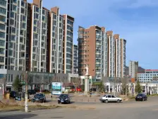 带前后小院 精装修通透大四居 电梯洋房