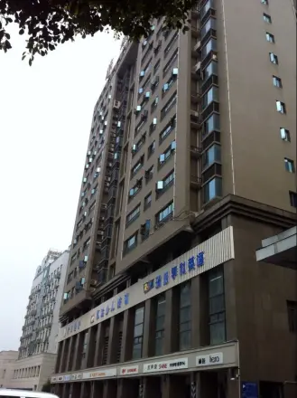长房馨域