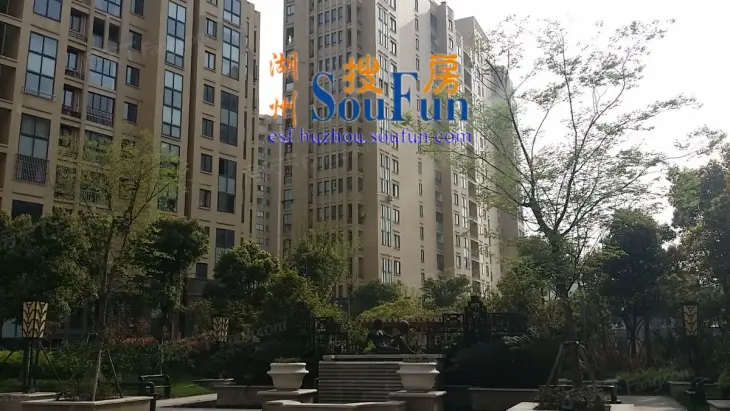 春江名城