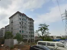 金荣园新上2室好房 下楼就是操场 适合陪读