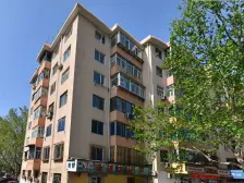 格致的上面 精装好房 五分即达