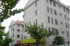 华山小区中间楼层诚心出售价格可谈绍成+顾国和