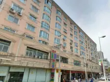 房屋位于草场街十字,两室户型,交通便利,绿化好。