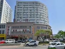 近万达 交通方便 拎包入住 过渡出租都可以