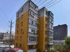 近枣园公园在千山路商圈门前门头留好了两用