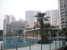 精装修 保养好 进门入户花园 厅出阳台望花园西南向