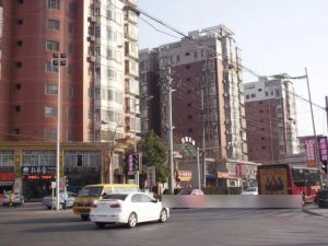 前面无遮挡,业主自住保养的比较不错,价格带个车库