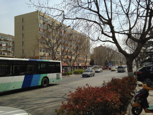 洛阳路小区2室1厅1卫南北朝向1000.00元/月出租