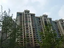 御翠豪庭山顶豪苑,此房大三房两厅两卫。