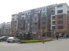 四季花城(莱山) 6室4厅 南 北