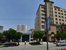 天庆山河壹品旁 户型方正 河景房 精装修 商圈成熟