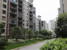 洋澜湖一号,小高层房东精装,八成新,拎包即入住