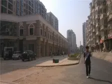 竹林广场两房两厅一厨一卫户型方正光线好。