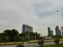 城市学院地铁口两室一厅 中间楼层 采光好 朝南户型