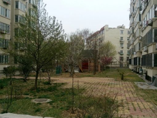 嘉善路小区3室1厅1卫南北朝向1850.00元/月出租