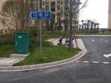 小区好位置,采光好,前后无遮挡,大阳台,诚心卖