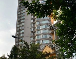 雅典国际社区4室2厅东东南