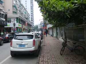 后横弄清爽3房,单价低交通便利生活方便采光好