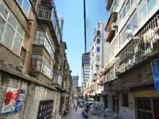 静宁路35 南北四室 看房方便 随时可以