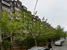 机车厂家属楼南北通透两室,低楼层,配套齐全