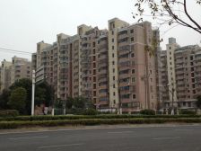 小区位置好,密度低,精装修中高楼层采光好,交通便利