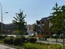 紫金花园四房两卫,有3个大阳台居家精装