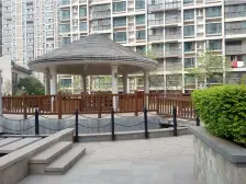 圣菲城精装一室一厅2梯5户。户型方正视野开阔。99成新