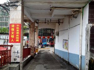 万家丽双地铁口旁小高层电梯房三面采光急售