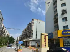 实用舒适 交通便利 生活设施齐全 位置