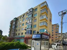 半岛晨报边上 无坡 一楼有种植园 拎包入住 采光不挡