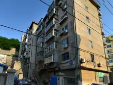 解放路葵英街青云商圈地脚好无坡出门地铁公交