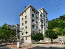 山屏街 一室一厅 南北 低楼层 位置好 价格低