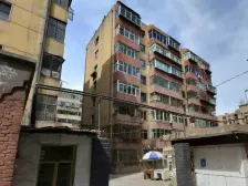 广场 地铁口 陈家湾子 朝东 采光好