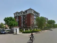 商品房。满五唯一。可以贷款。业主诚心出售