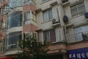 西藏花园3室2厅南