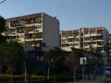 新城花园4室2厅南北
